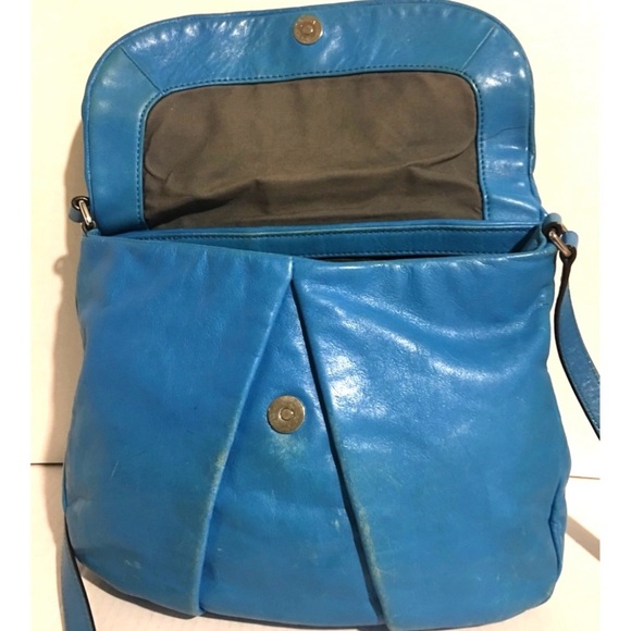 Marc by Marc Jacob’s Blue Leather Crossbody Bag - Picture 4 of 8